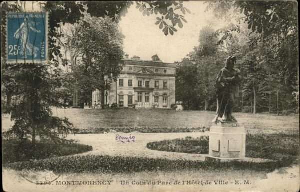 Montmorency Parc Hotel de Ville