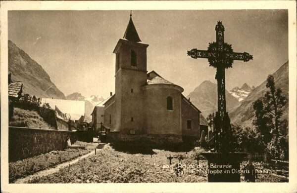 Saint-Christophe-en-Oisans Kirche Kreuz