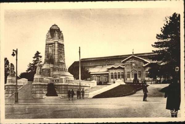 Besancon les Bains Monument et la Gare