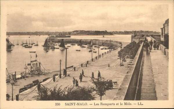 Saint-Malo 35 Les Remparts Le Mole