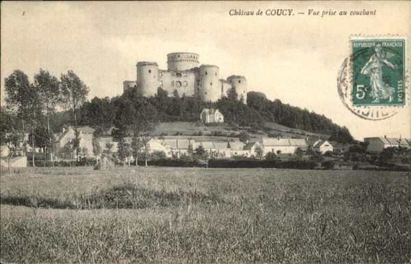 Coucy-le-Chateau-Auffrique Chateau