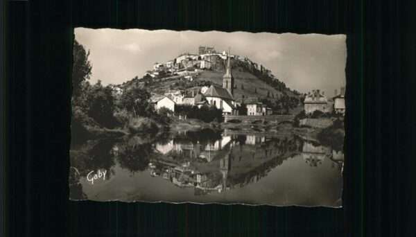 Saint-Flour Cantal Faubourg
