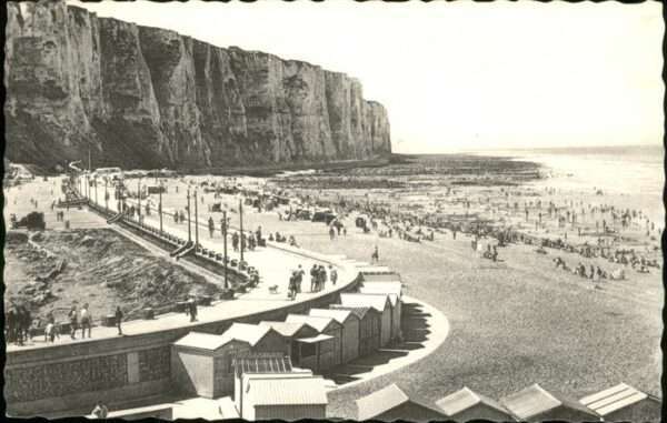 Le Treport la Digue Promenade