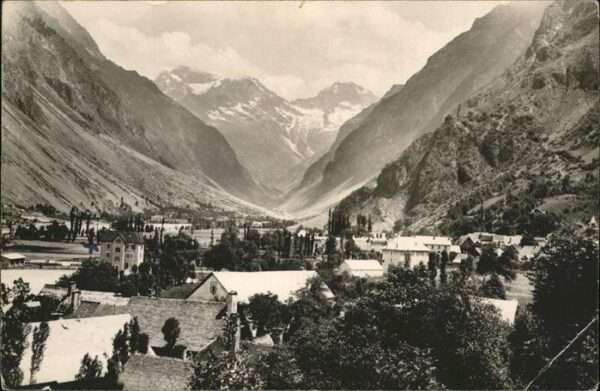 La Chapelle-en-Valgaudemar Les Bans Village Col Sellar