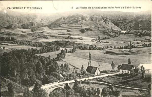 Saint-Sauves-d Auvergne Pont La Roche