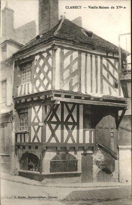 Clamecy Nievre Vieille maison