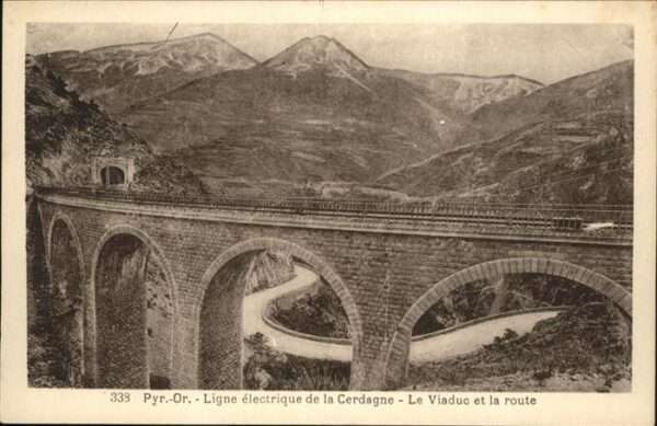 Cerdagne Region Lihne elecrique de la Cerdangne Le Viad