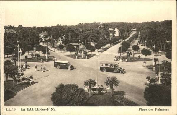 La Baule-les-Pins Place Palmiers