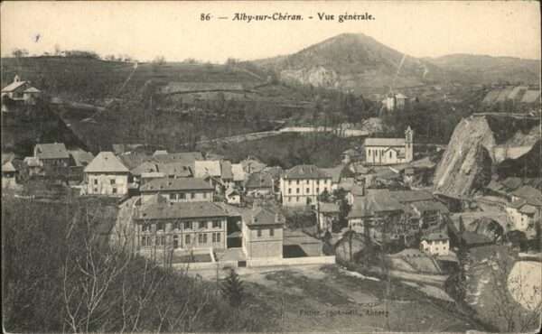 Alby-sur-Cheran Vue generale