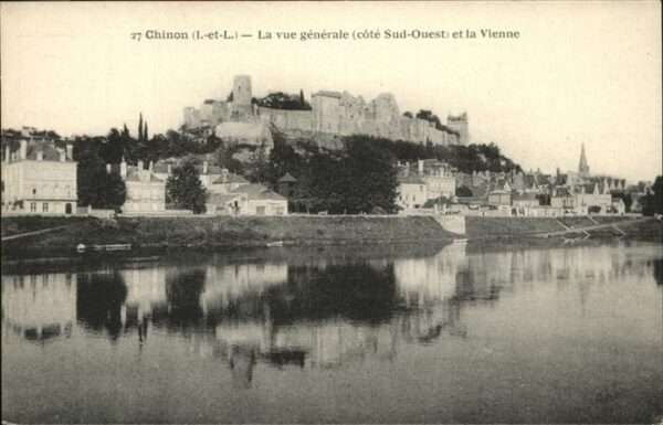 Chinon Vue generale la Vienne