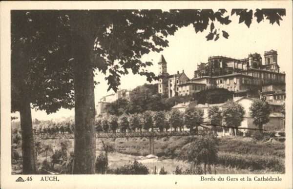Auch Bords du Gers Cathedrale