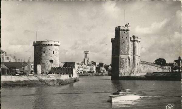 La Rochelle Charente-Maritime Eglise Saint Sauveur