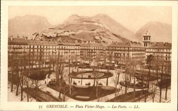 Grenoble Place Victor Hugo