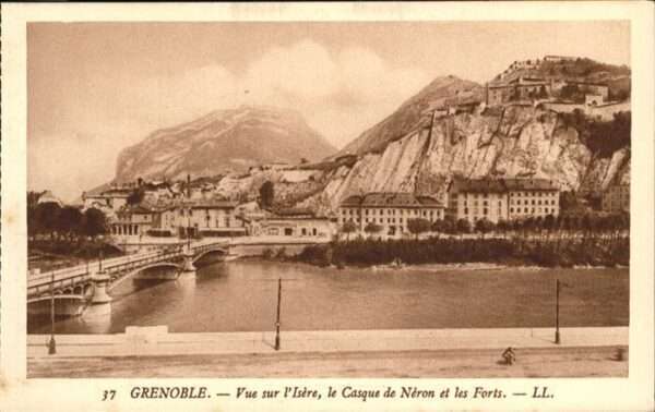 Grenoble Casque Neron Forts Brücke