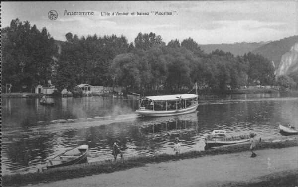 Anseremme L'Ile d_Amour Bateau Mouettes