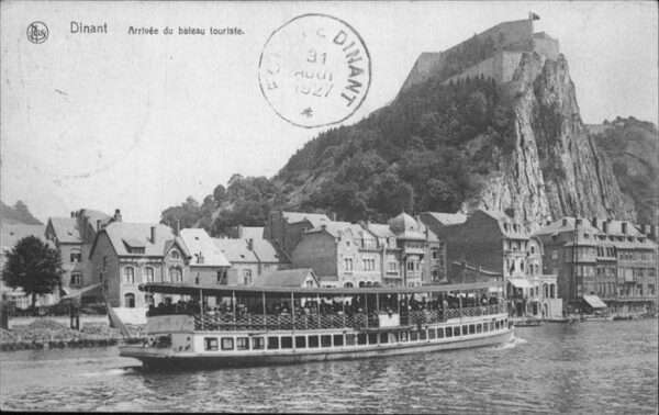Dinant Wallonie Bateau touriste