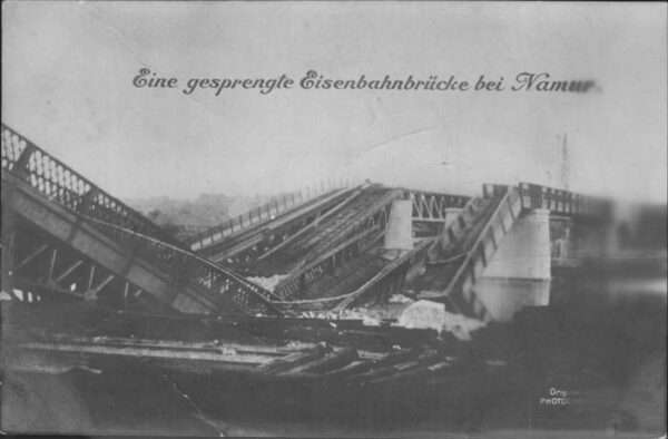 Namur Wallonie gesprengte Eisenbahnbrücke