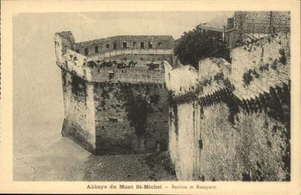 Mont-Saint-Michel Abbaye Bastion Remparts