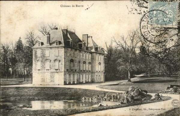 Bierre-les-Semur Chateau Bierre