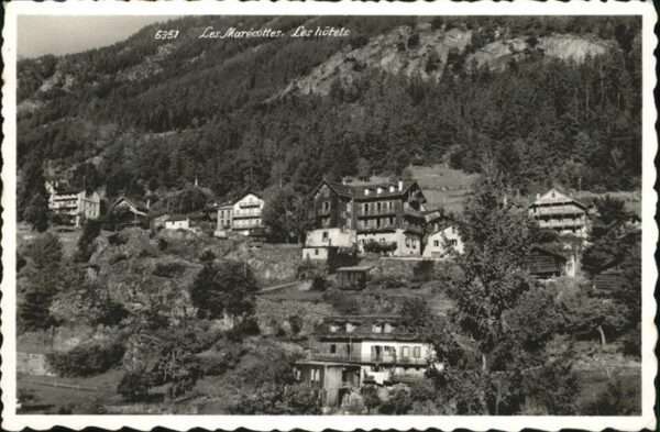 Les Marecottes Hotels