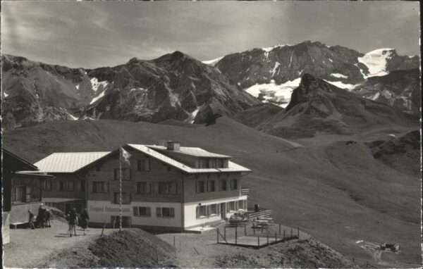 Hahnenmoospass Berg Hotel