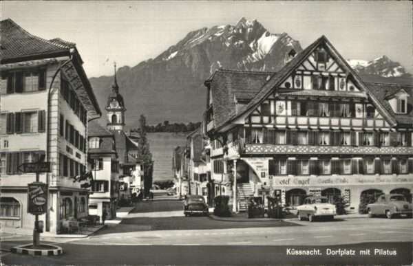 Kuessnacht Dorfplatz Pilatus Hotel Engel