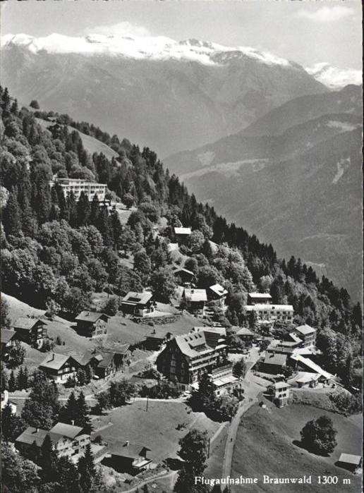 Braunwald GL Fliegeraufnahme