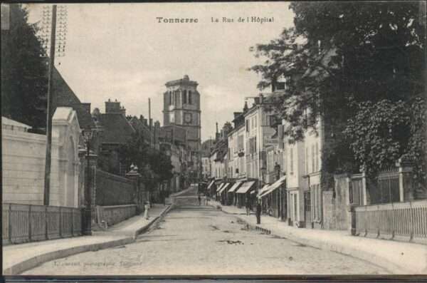 Tonnerre Rue Hopital