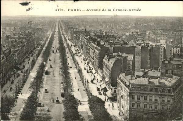 Paris Avenue de la Grande-Armee