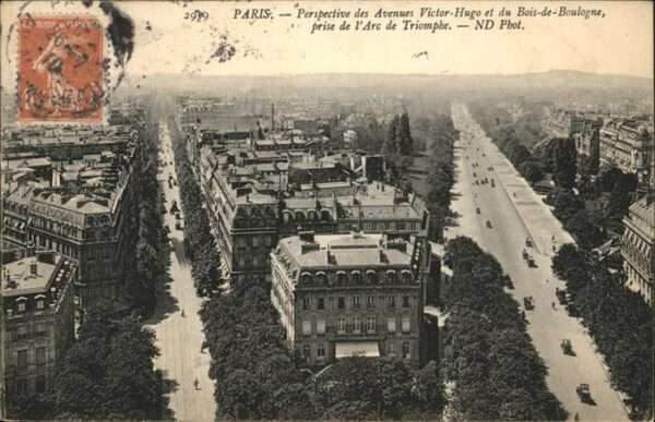 Paris Avenues Victor Hugo Bois de Bologne
