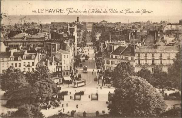 Le Havre Hotel de Ville Jardin Straßenbahn