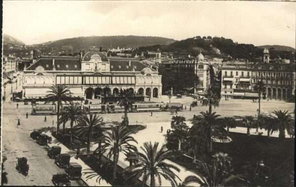 Nice Alpes Maritimes Palmen Strassenbahn