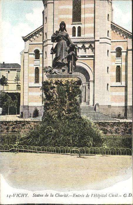 Vichy Allier Statue de la Charite
