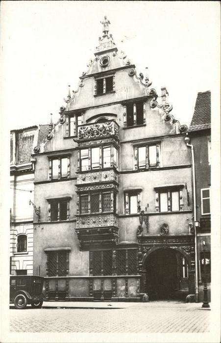 Colmar Haut Rhin Elsass Maison des tetes Auto