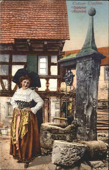 Trachten Elsass  Brunnen