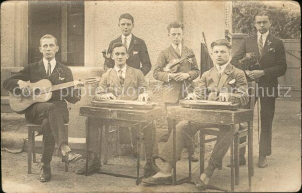 Musikanten Zither Gitarre Geige