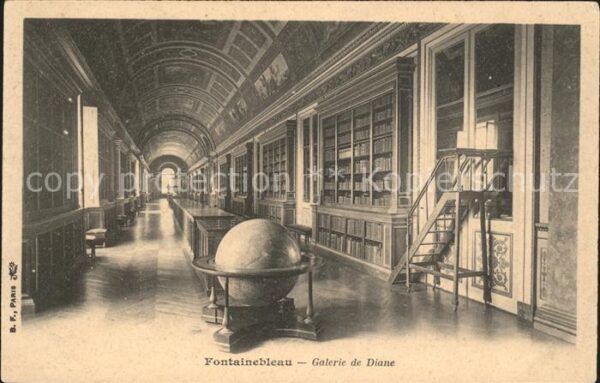 Globus Fontainebleau Galerie de Diane