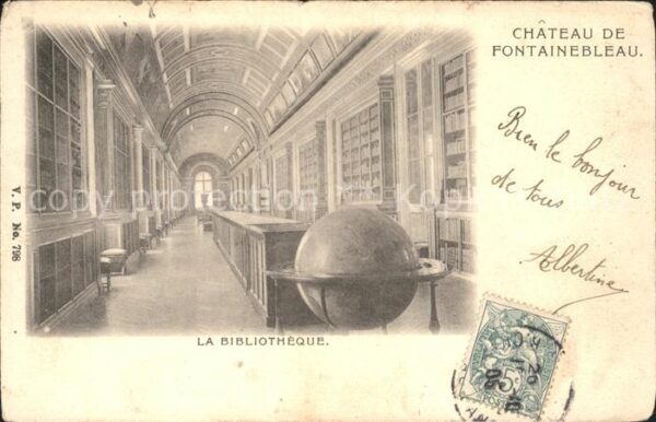 Globus La Bibliotheque Chateau de Fontaineblea