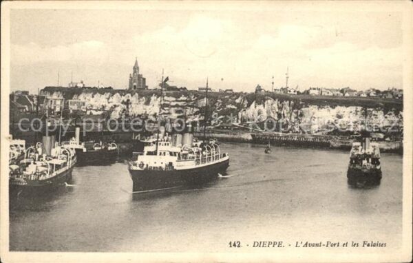 Dampfer Oceanliner Dieppe Avant-Port Falaises