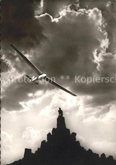 Segelflug Gliding Vol-Voile Vuolo-a-Vela Rhön Wasserkuppe Fliegerdenkmal