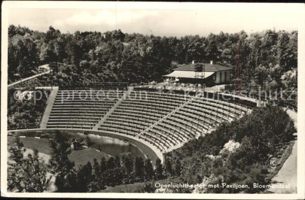 Bloemendaal Openluchttheater met Paviljoen