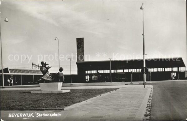 Beverwijk Stationsplein Skulptur