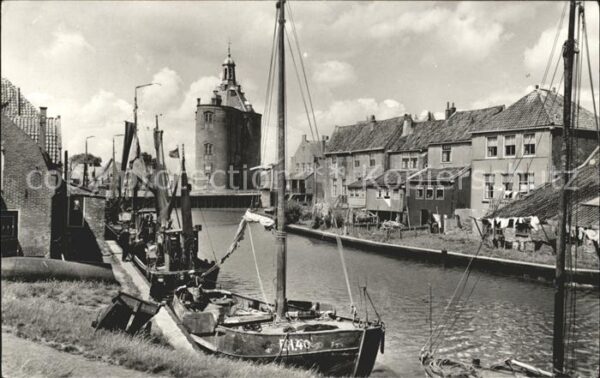 Enkhuizen Drommedaris tussen Eiland en Zuiderspui