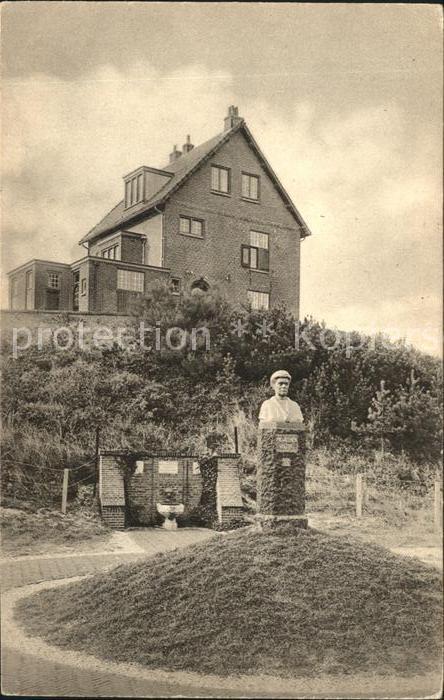 Bergen aan Zee Borstbeel Mevrouw van Reenen Völter