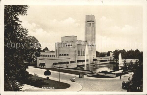 Hilversum Stadhuis Fontäne