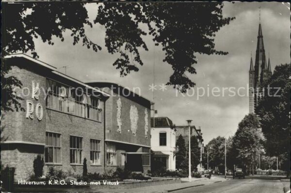 Hilversum KRO Studio met Vituskerk