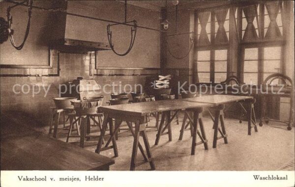 Helder Vakschool v meisjes Waschlokaal