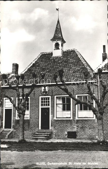 Sluis Zeeland Gemeentehuis St Anna ter Muiden Gemeind