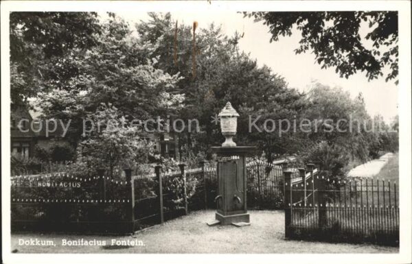 Dokkum Bonifacius Fontein Brunnen