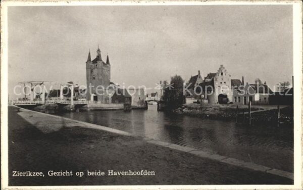 Zierikzee Gezicht op beide Havenhoofden Zugbrücke